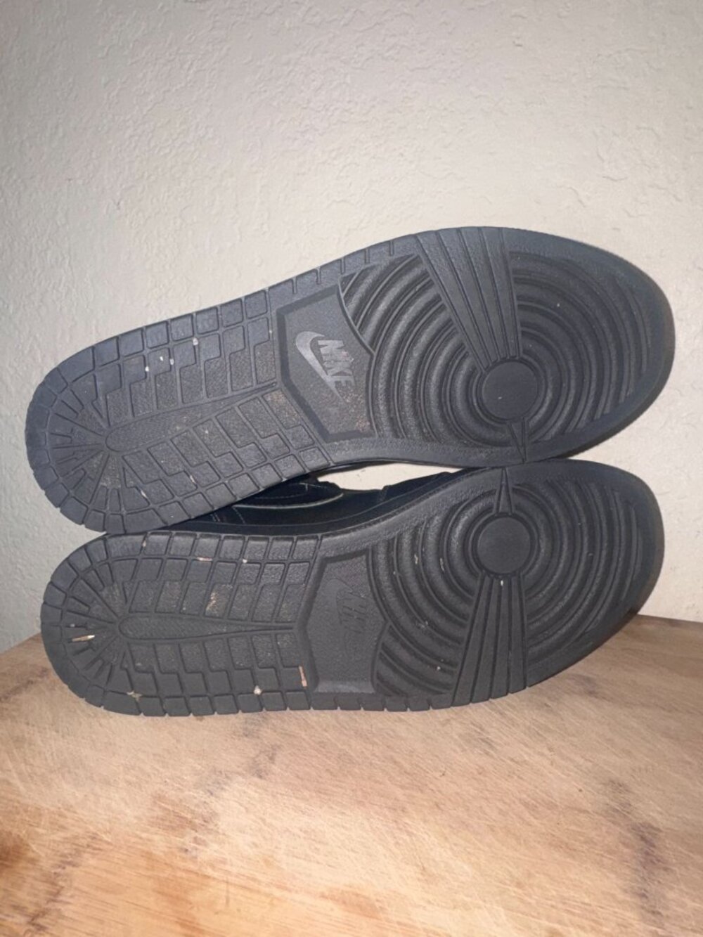 Air Jordan 1 Mid Black Leather Mens Shoes US 10 - Picture 9 of 9